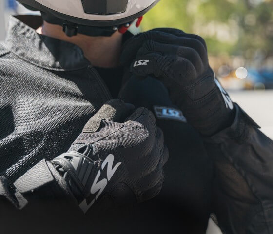 LS2 Silva Black/Red MAN